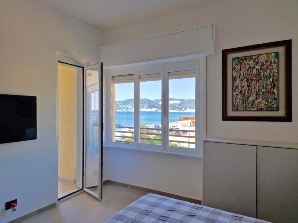 Appartamento Un Affaccio Sul Mare Savona